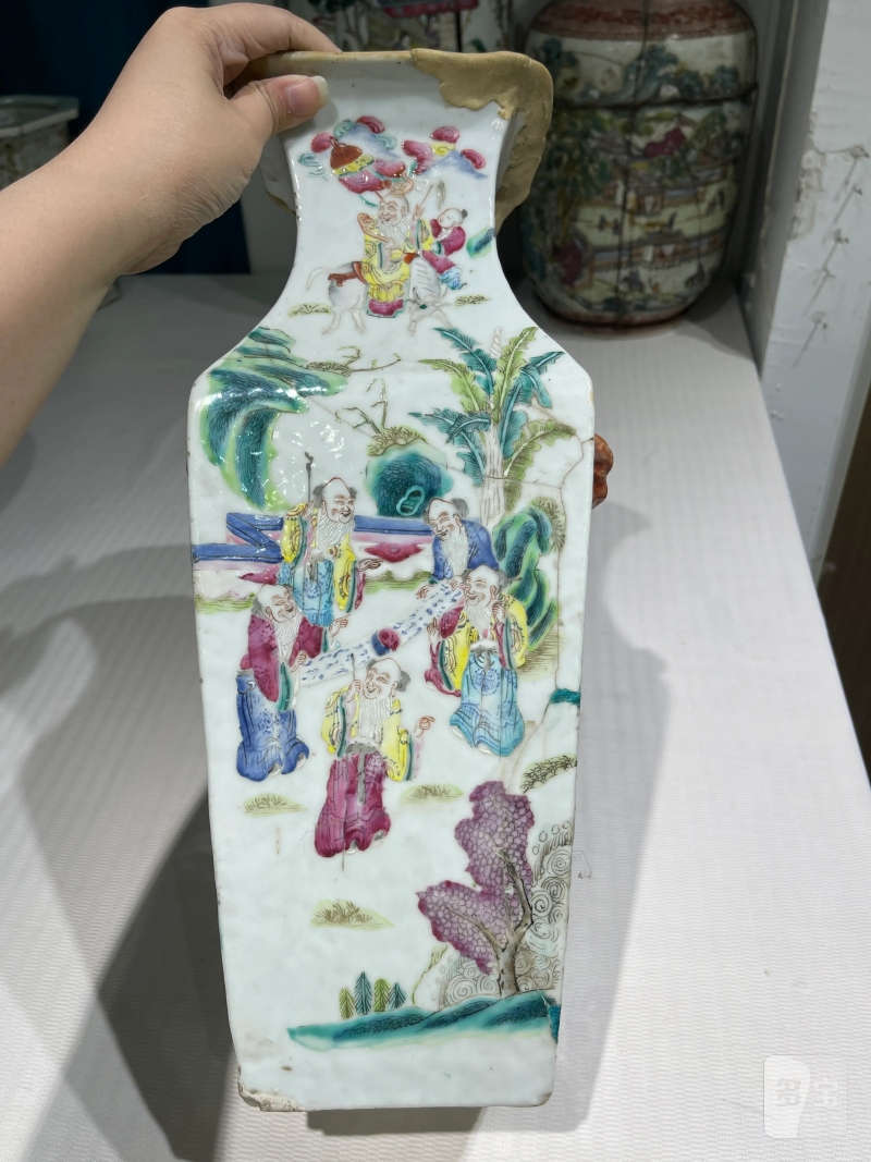 清代 粉彩人物纹瓷器一组十四件 - 图63